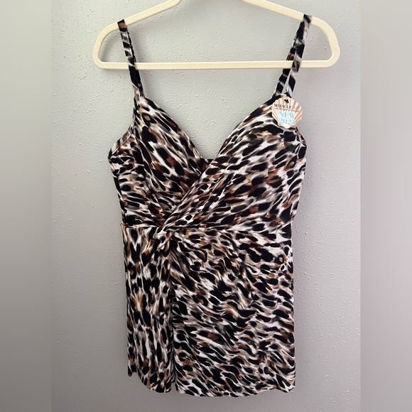 New Miraclesuit Fur Realz Adora Skirted One-Piece Swimsuit 16 - Picture 3 of 12